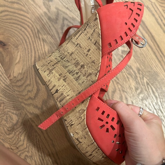 Orange sandals 7.5 worn few times - Picture 3 of 5